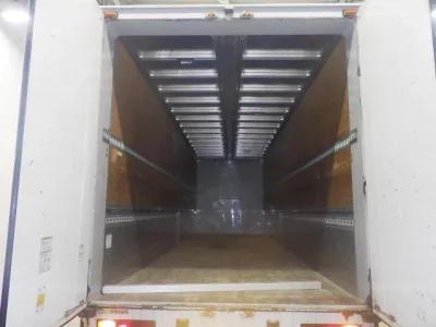 Isuzu TRUCK