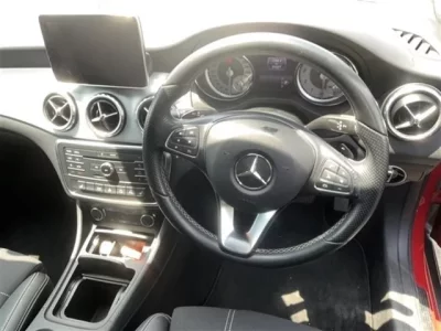 Mercedes-Benz GLA CLASS