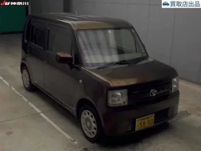 Toyota PIXIS SPACE