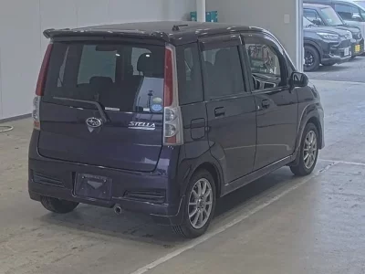 Subaru STELLA