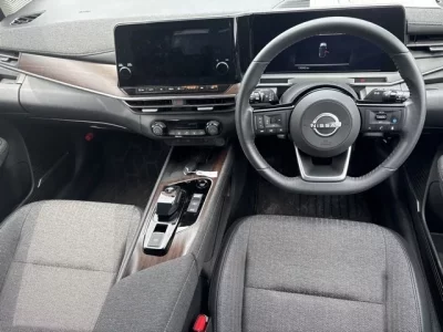 Nissan AURA