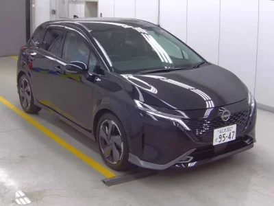 Nissan AURA