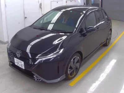 Nissan AURA