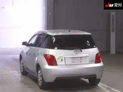 Toyota IST