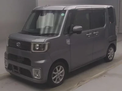 Toyota PIXIS MEGA