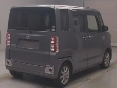 Toyota PIXIS MEGA