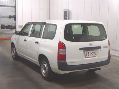 Toyota SUCCEED
