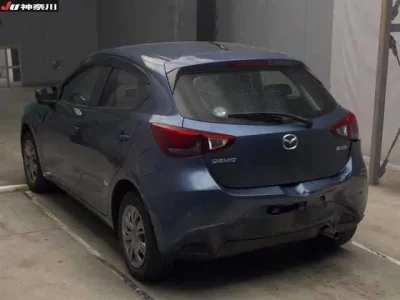 Mazda DEMIO