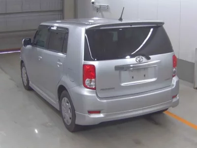 Toyota COROLLA RUMION
