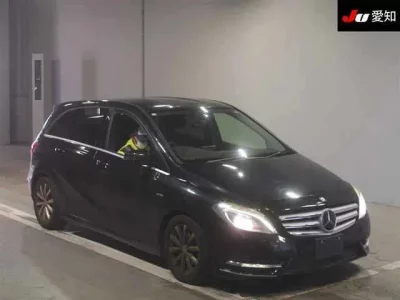 Mercedes-Benz B CLASS