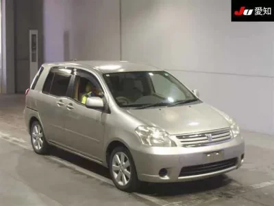 Toyota RAUM