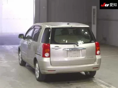 Toyota RAUM