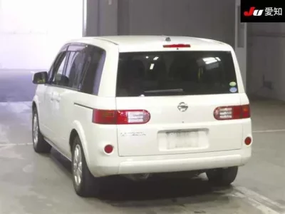 Nissan LAFESTA