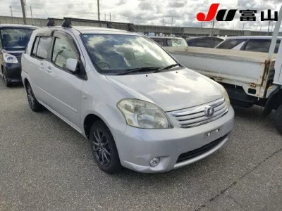 Toyota RAUM