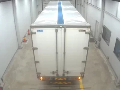 Isuzu TRUCK