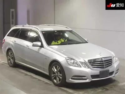 Mercedes-Benz E CLASS WAGON