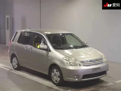 Toyota RAUM