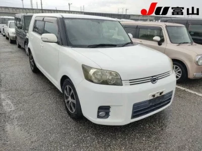 Toyota COROLLA RUMION