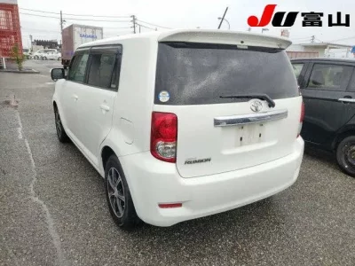 Toyota COROLLA RUMION