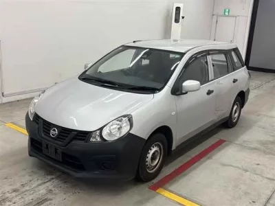 Nissan AD