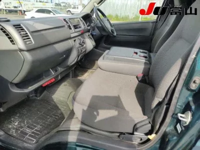 Toyota REGIUS ACE VAN