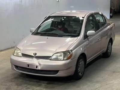 Toyota PLATZ