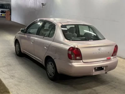 Toyota PLATZ