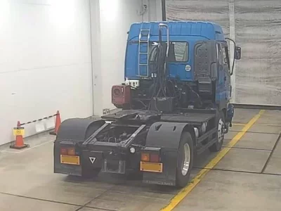 Isuzu TRUCK