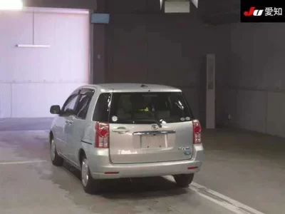 Toyota RAUM