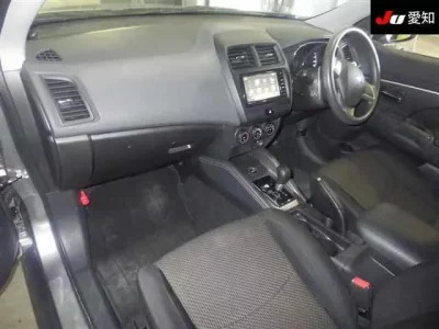 Mitsubishi RVR