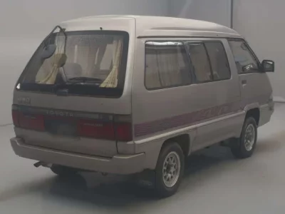 Toyota MASTERACE SURF