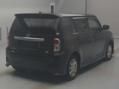 Toyota COROLLA RUMION