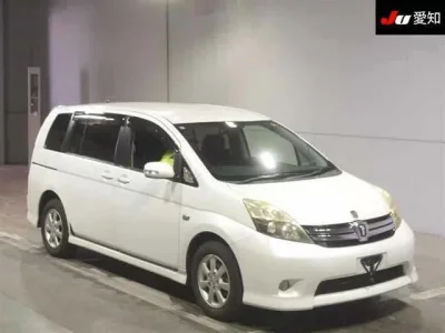 Toyota ISIS