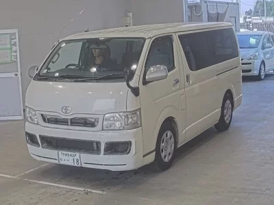 Toyota HIACE VAN