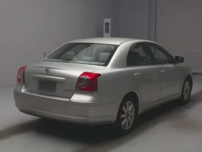 Toyota AVENSIS SEDAN