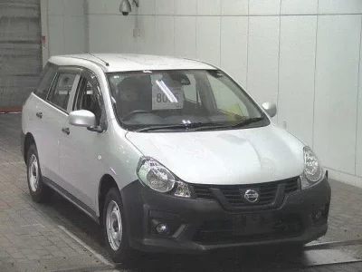 Nissan AD