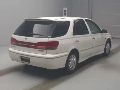 Toyota VISTA ARDEO