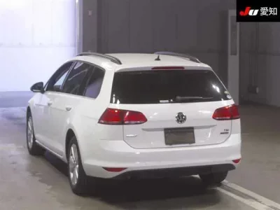 Volkswagen GOLF VARIANT
