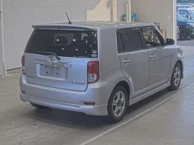 Toyota COROLLA RUMION