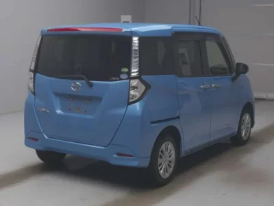 Toyota TANK