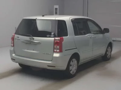 Toyota RAUM