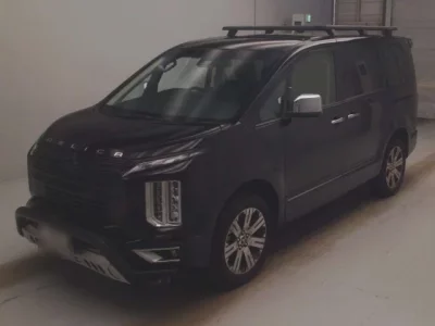 Mitsubishi DELICA D5