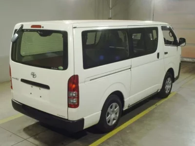 Toyota REGIUS ACE VAN