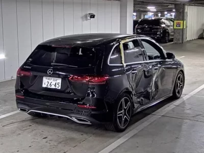 Mercedes-Benz B CLASS