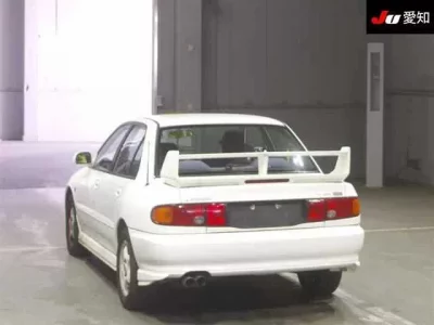Mitsubishi LANCER