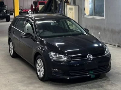 Volkswagen GOLF VARIANT