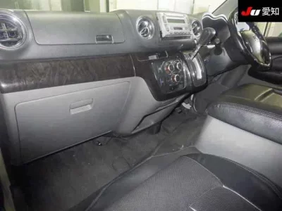 Nissan CARAVAN VAN