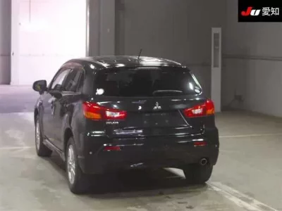Mitsubishi RVR