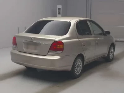 Toyota PLATZ