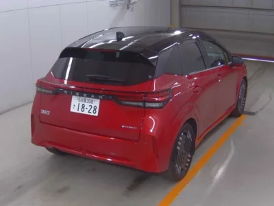 Nissan AURA